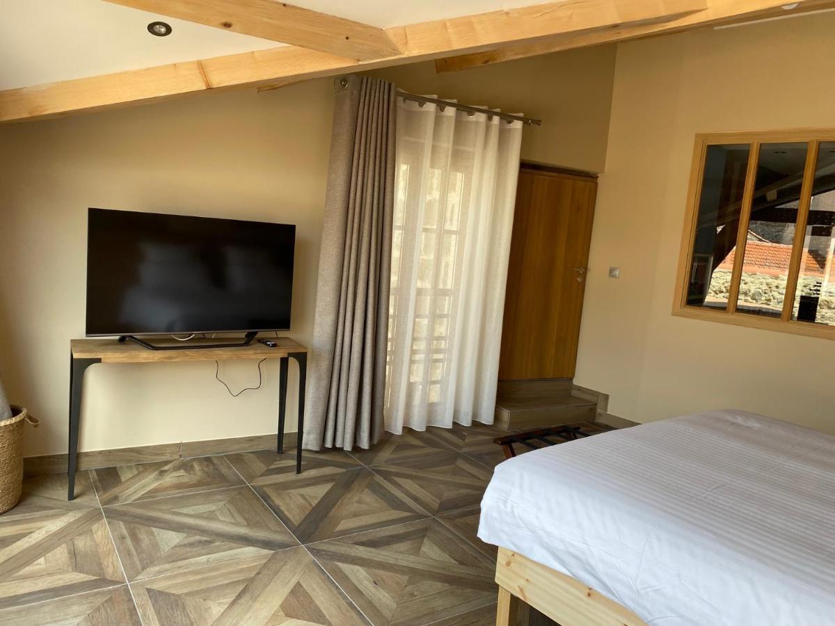 Hotel 19 4*